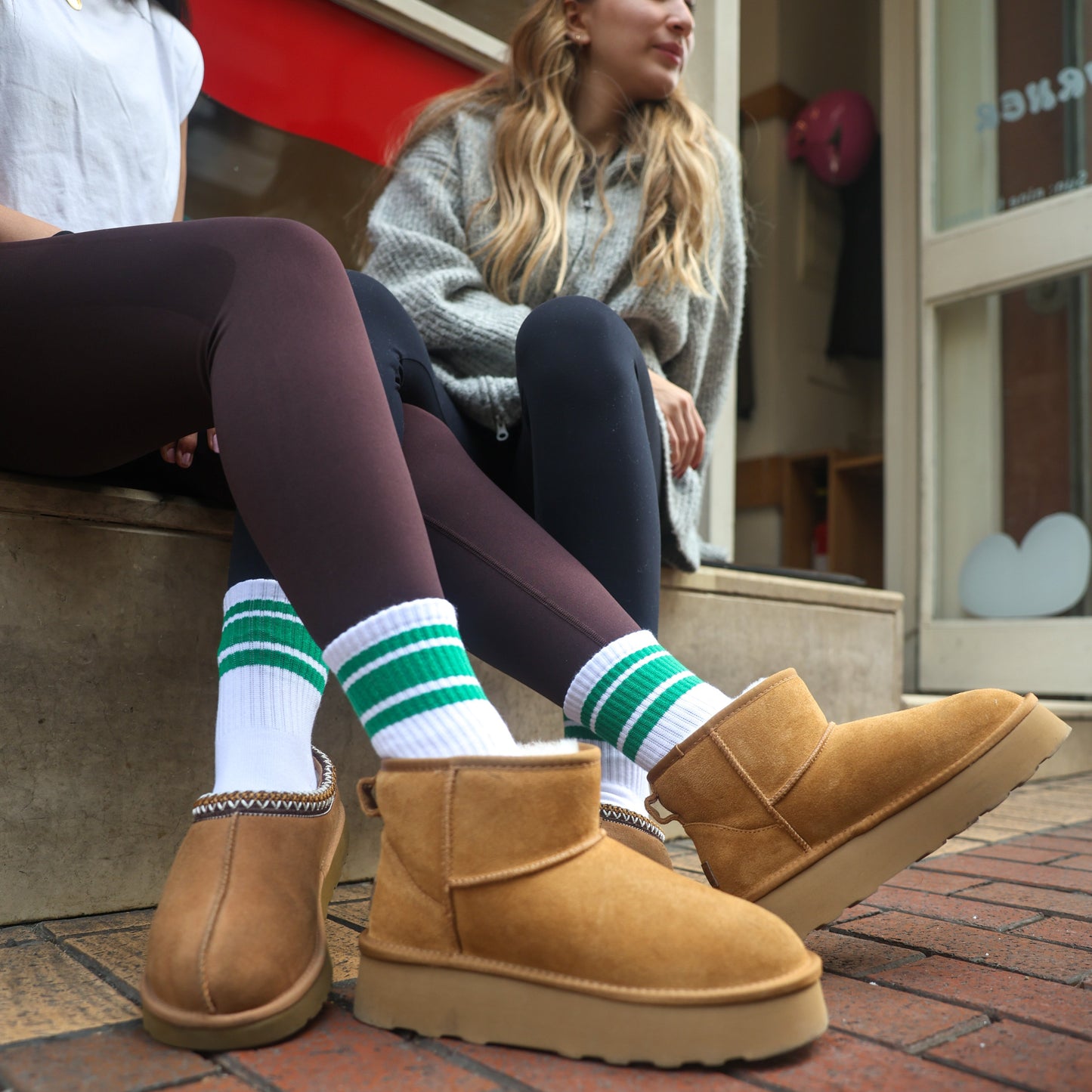 KELLY GREEN CREW SOCKS
